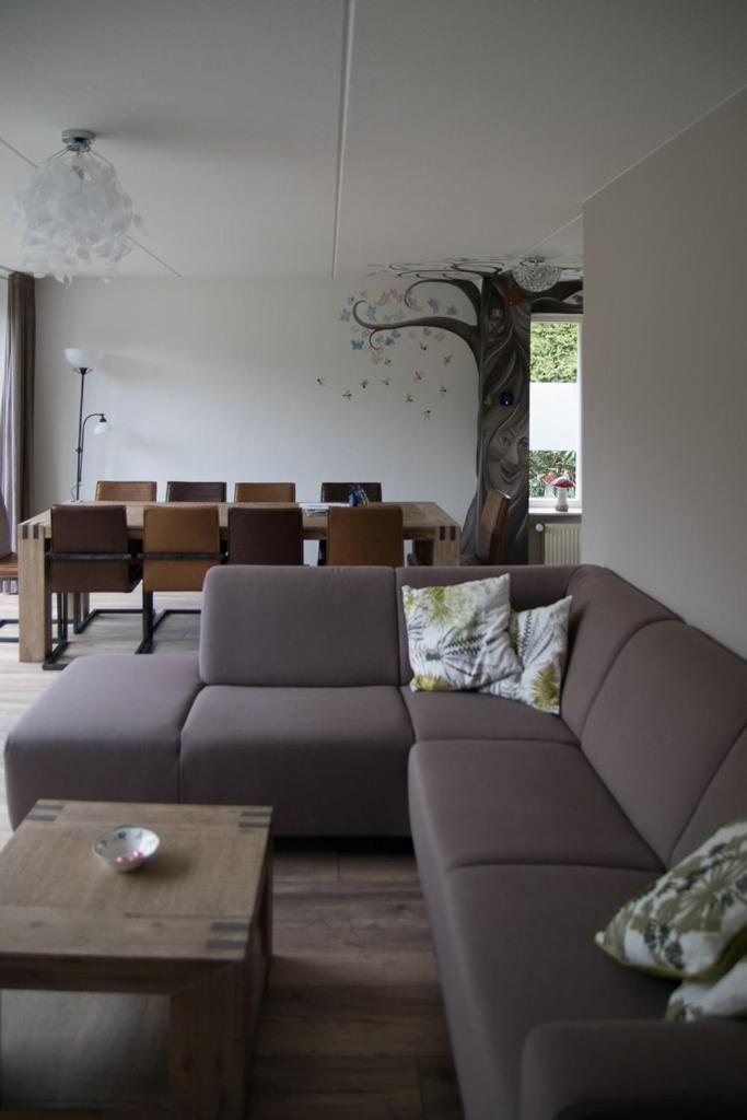 Groepsaccommodatie Kom In De Bedstee Sprookje Winterswijk Extérieur photo