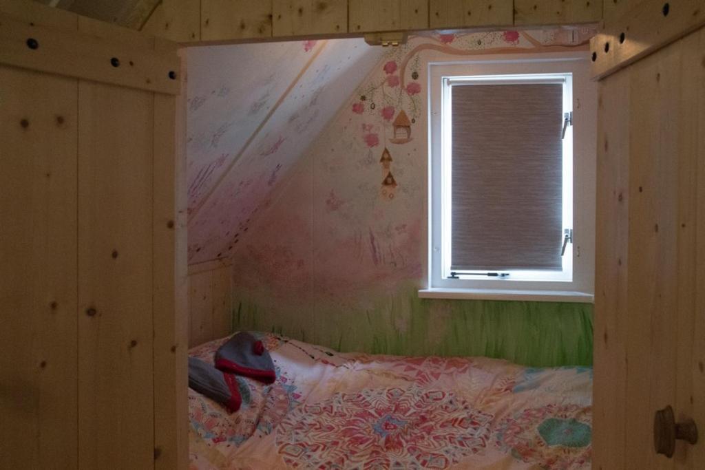 Groepsaccommodatie Kom In De Bedstee Sprookje Winterswijk Extérieur photo
